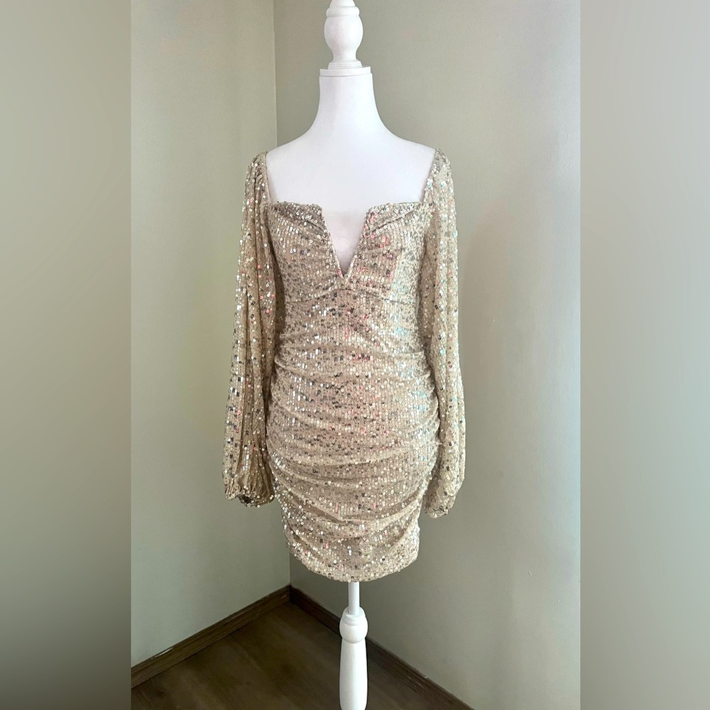 Silver sequins on beige lining party dress!